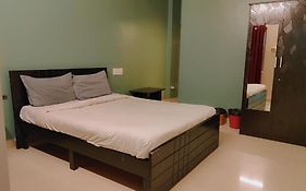 Metro Suites